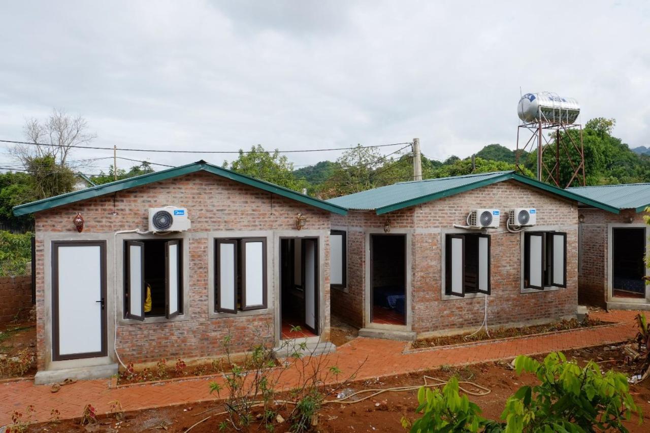 Datani Moc Chau Homestay Lang Mon ภายนอก รูปภาพ