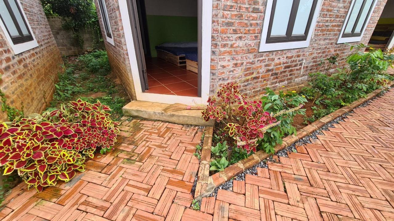 Datani Moc Chau Homestay Lang Mon ภายนอก รูปภาพ